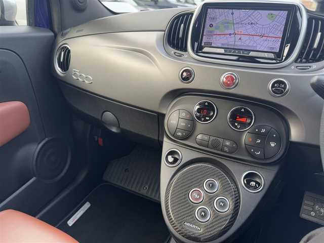 アバルト ５９５Ｃ ツーリズモ 千葉県 2018(平30)年 3.8万km 青Ⅱ 社外SDナビ/フルセグTV/Bluetooth/バックカメラ/コーナーセンサー/茶革シート/ETC/純正ドライブレコーダー/純正フロアマット/純正17インチアルミホイール/取扱説明書＆保証書
