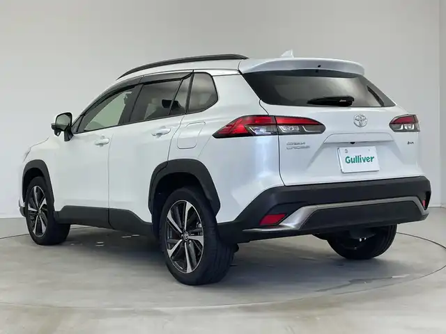トヨタ カローラ クロス ハイブリッド Z 新潟県 2024(令6)年 2.3万km プラチナホワイトパールマイカ 10.5インチディスプレイオーディオ/(FM.AM.フルセグ.Bluetooth)/バックカメラ/トヨタセーフティセンス/・プリクラッシュセーフティ/・レーンキープアシスト/・レーダークルーズコントロール/・オートマチックハイビーム/革巻きステアリング/LEDオートライト/フォグランプ/ドライブレコーダー/ETC2.0/ハーフレザーシート/前席シートヒーター/プッシュスタート/スマートキー/純正フロアマット