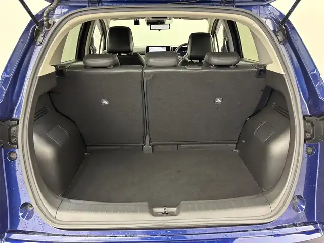 日産 オーラ G レザーエディション 福岡県 2022(令4)年 4.4万km オーロラフレアブルーパール 純正９型ナビ／フルセグＴＶ　/全方位カメラ　/ＢＯＳＥプレミアムサウンド　/ワイヤレス充電　/デジタルルームミラー　/前後ドライブレコーダー　/ＥＴＣ　/レーダー探知機　/エマージェンシーブレーキ　/レーンキープ　/ＢＳＭ　/ステアリングヒーター　/シートヒーター