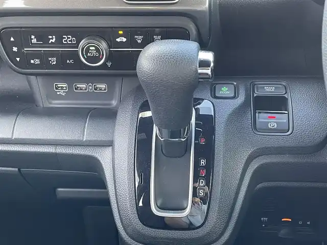 ホンダ Ｎ ＷＧＮ カスタム L ホンダセンシング 佐賀県 2022(令4)年 2.3万km クリスタルブラックパール ワンオーナー//純正メモリナビゲーション/AM/FM/CD/USB/Bluetooth/バックカメラ/ETC/ステアリングリモコン/純正14インチアルミホイール/純正LEDヘッドライト/純正フロアマット/新車時保証書/取扱説明書/スペアキー1本/ホンダセンシング//アダプティブクルーズコントロール//衝突軽減システム//炉外逸脱抑制機能//パーキングセンサーシステム