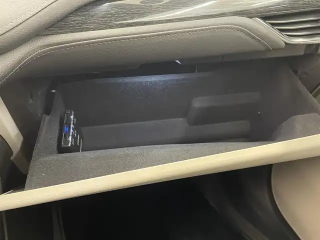 キャデラック ＸＴ４ プラチナム 岡山県 2022(令4)年 2.3万km 黒 レフトハンドル/HUD/LEDヘッドライト/純正20インチアルミ/ステアリングヒーター/スマートエントリー/コーナーセンサー/ETC/BOSEサラウンド/パノラマガラスサンルーフ/ACC/ライトプラチナムレザーシート/シートヒーター/シートベンチレーション/ステアリングヒーター/リアクロストラフィック/リア歩行者検知/ロケイターライト/アイドリングストップ/走行モード切替/ドラレコ/デジタルインナーミラー/PDC/純正ディスプレイオーディオ/アップルカープレイ/アンドロイドオート