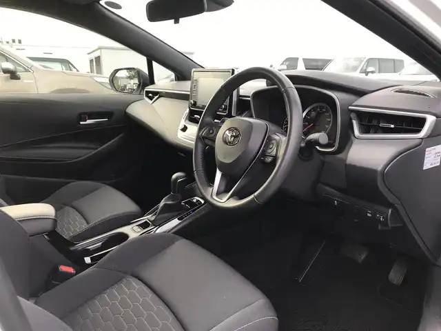 トヨタ カローラ スポーツ G 鳥取県 2020(令2)年 0.9万km プラチナホワイトパールマイカ ４・W・D/ターボ車/ワンオーナー/純正ナビ/BT/Miracast/バックカメラ/トヨタセーフティセンス/レーンキープアシスト/レーダークルーズコントロール/前後クリアランスソナー/LEDヘットライト/オートハイビーム/純正16インチアルミホイール/プッシュエンジンスタート/アイドリングストップ/スマートキー×2
