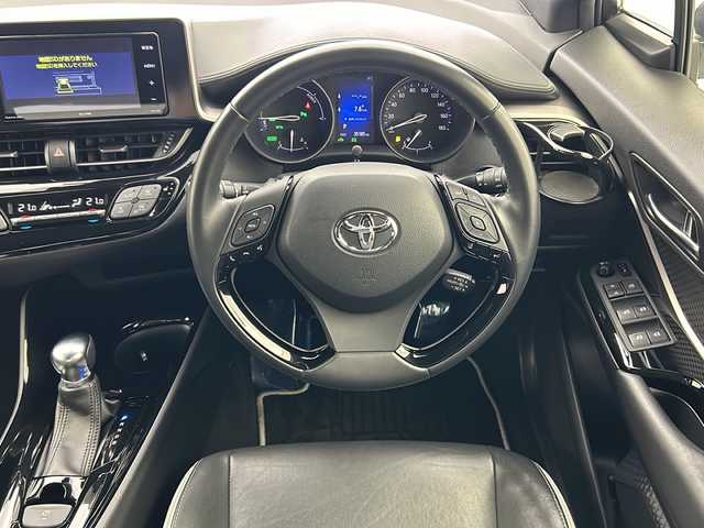 トヨタ Ｃ－ＨＲ G モード ネロ 宮城県 2019(令1)年 3.6万km ホワイトパールクリスタルシャイン /イクリプスSDナビ(AVN-R9W)//Bluetooth//フルセグ//バックカメラ//ビルトインETC//前後クリアランスソナー//前席シートヒーター//トヨタセーフティーセンス/・プリクラッシュセーフティ/・レーンキープアシスト/・アダブティブクルーズコントロール/・ブラインドスポットモニター//ハーフレザーシート//純正フロアマット//純正18インチAW//オートライト//オートマチックハイビーム//LEDヘッドライト//フォグライト//スマートキー//プッシュスタート//スペアキー1本//取扱説明書