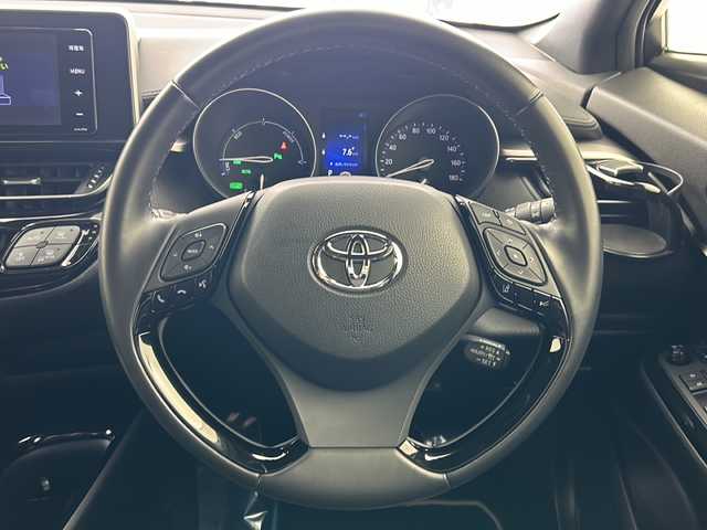 トヨタ Ｃ－ＨＲ G モード ネロ 宮城県 2019(令1)年 3.6万km ホワイトパールクリスタルシャイン /イクリプスSDナビ(AVN-R9W)//Bluetooth//フルセグ//バックカメラ//ビルトインETC//前後クリアランスソナー//前席シートヒーター//トヨタセーフティーセンス/・プリクラッシュセーフティ/・レーンキープアシスト/・アダブティブクルーズコントロール/・ブラインドスポットモニター//ハーフレザーシート//純正フロアマット//純正18インチAW//オートライト//オートマチックハイビーム//LEDヘッドライト//フォグライト//スマートキー//プッシュスタート//スペアキー1本//取扱説明書