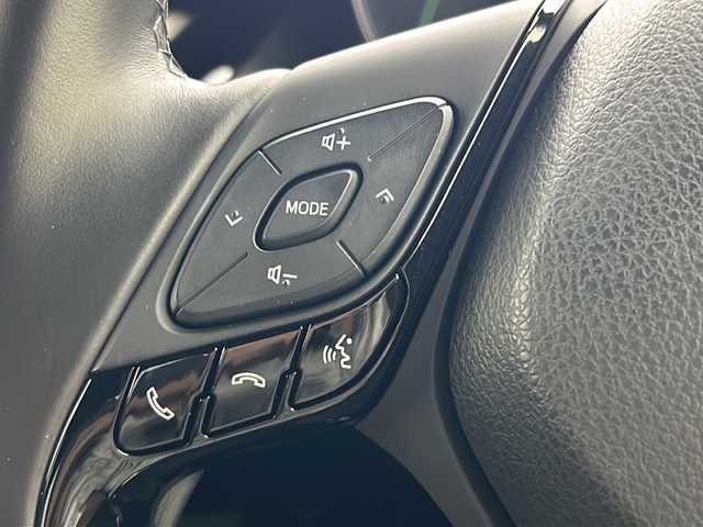トヨタ Ｃ－ＨＲ G モード ネロ 宮城県 2019(令1)年 3.6万km ホワイトパールクリスタルシャイン /イクリプスSDナビ(AVN-R9W)//Bluetooth//フルセグ//バックカメラ//ビルトインETC//前後クリアランスソナー//前席シートヒーター//トヨタセーフティーセンス/・プリクラッシュセーフティ/・レーンキープアシスト/・アダブティブクルーズコントロール/・ブラインドスポットモニター//ハーフレザーシート//純正フロアマット//純正18インチAW//オートライト//オートマチックハイビーム//LEDヘッドライト//フォグライト//スマートキー//プッシュスタート//スペアキー1本//取扱説明書
