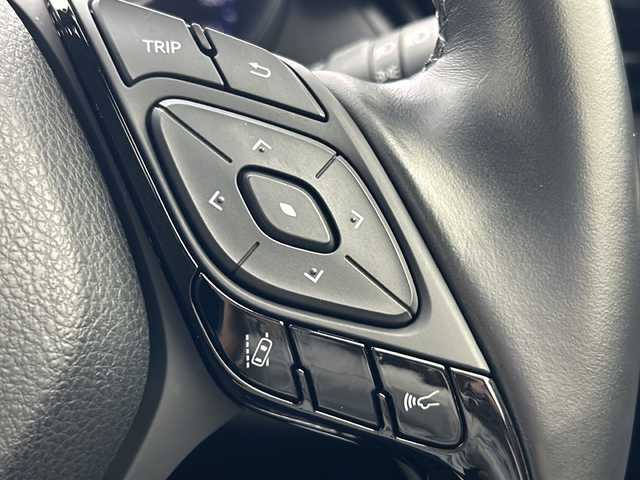 トヨタ Ｃ－ＨＲ G モード ネロ 宮城県 2019(令1)年 3.6万km ホワイトパールクリスタルシャイン /イクリプスSDナビ(AVN-R9W)//Bluetooth//フルセグ//バックカメラ//ビルトインETC//前後クリアランスソナー//前席シートヒーター//トヨタセーフティーセンス/・プリクラッシュセーフティ/・レーンキープアシスト/・アダブティブクルーズコントロール/・ブラインドスポットモニター//ハーフレザーシート//純正フロアマット//純正18インチAW//オートライト//オートマチックハイビーム//LEDヘッドライト//フォグライト//スマートキー//プッシュスタート//スペアキー1本//取扱説明書