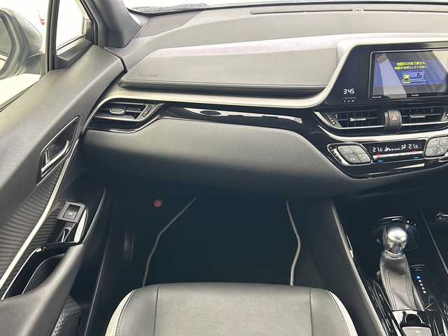 トヨタ Ｃ－ＨＲ G モード ネロ 宮城県 2019(令1)年 3.6万km ホワイトパールクリスタルシャイン /イクリプスSDナビ(AVN-R9W)//Bluetooth//フルセグ//バックカメラ//ビルトインETC//前後クリアランスソナー//前席シートヒーター//トヨタセーフティーセンス/・プリクラッシュセーフティ/・レーンキープアシスト/・アダブティブクルーズコントロール/・ブラインドスポットモニター//ハーフレザーシート//純正フロアマット//純正18インチAW//オートライト//オートマチックハイビーム//LEDヘッドライト//フォグライト//スマートキー//プッシュスタート//スペアキー1本//取扱説明書