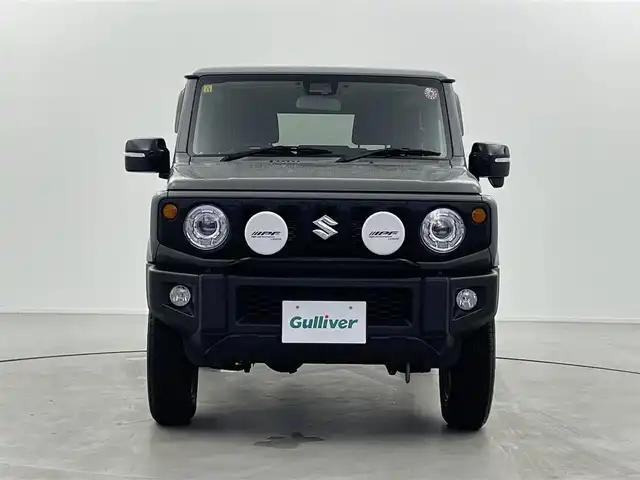 スズキ ジムニー XC 福井県 2023(令5)年 1.4万km ミディアムグレー 4WD/スズキセーフティサポート/ロッソモデロマフラー/社外フューエルリッド/IPFフォグランプ/クルーズコントロール/社外メモリナビ/-フルセグTVCD/DVD/Bluetooth/バックカメラ/ドライブレコーダー/ドアバイザー/フロアマット/前席シートヒーター/純正１６インチAW/プッシュスタート/スマートキー