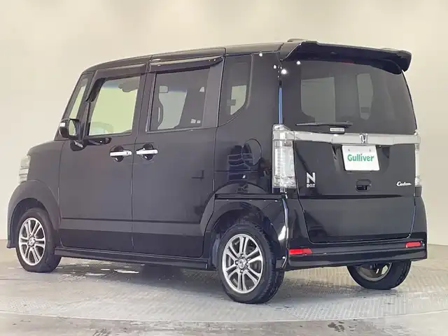 ホンダ Ｎ ＢＯＸ カスタム G SSパッケージ 栃木県 2015(平27)年 4.9万km スマートブラック 純正メモリナビ/（CD/DVD/TV/Bluetooth/SD）/バックカメラ/シティブレーキアクティブシステム/ETC/両側パワースライドドア/チップアップシート/禁煙車/オートライト/HIDヘッドライト/横滑り防止装置/スマートキー/プッシュスタート/アイドリングストップ/ステアリングスイッチ/Fフォグランプ/ドアバイザー/電動格納ミラー/純正14インチアルミホイール/純正フロアマット