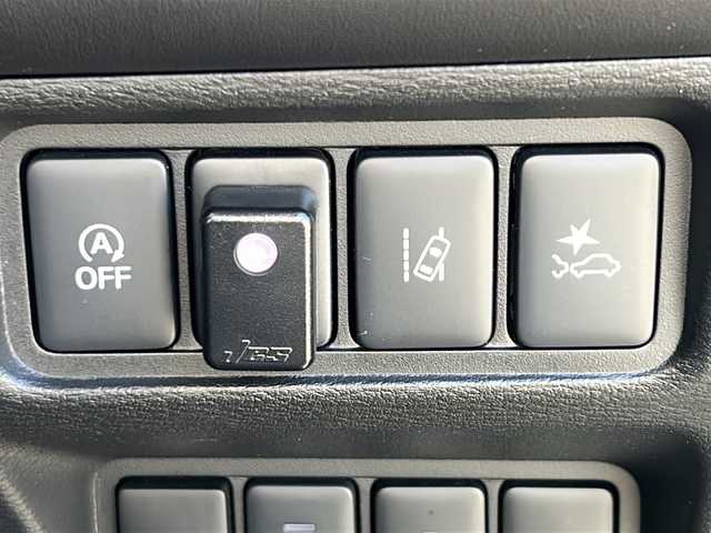 三菱 デリカＤ：５ P 岩手県 2024(令6)年 1.8万km グラファイトグレーメタリック/ブラックマイカ フリップダウンモニター　アルパイン製１１型ナビ　全周囲カメラ　Ｂｌｕｅｔｏｏｔｈ　ＤＶＤ再生　ＨＤＭＩ／ＵＳＢ接続　フルセグ　両側パワースライドドア　電動Ｒゲート　１００Ｖコンセント　シートヒーター