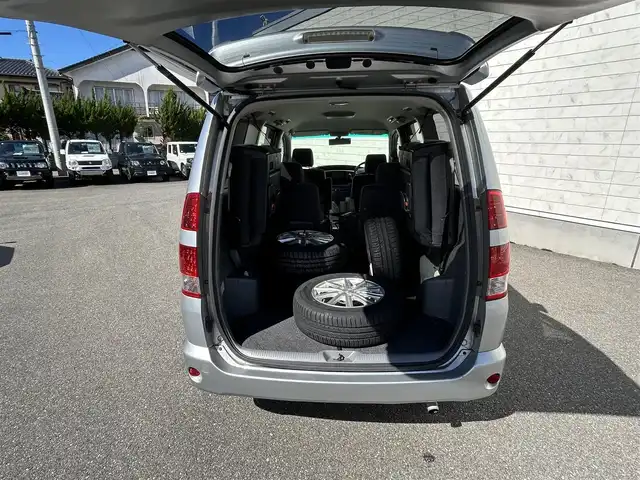 トヨタ ノア X スペシャルエディション 山形県 2006(平18)年 10.5万km シルバーM ４WD/社外SDナビ/FM/AM/DVD/フルセグTV/パワースライドア/バックカメラ/後席モニター/リモコンキー/スペアキー/純正マット/純正バイザー/ETC/フォグランプ/夏タイヤ積載/保証書