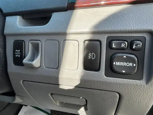 トヨタ ノア X スペシャルエディション 山形県 2006(平18)年 10.5万km シルバーM ４WD/社外SDナビ/FM/AM/DVD/フルセグTV/パワースライドア/バックカメラ/後席モニター/リモコンキー/スペアキー/純正マット/純正バイザー/ETC/フォグランプ/夏タイヤ積載/保証書