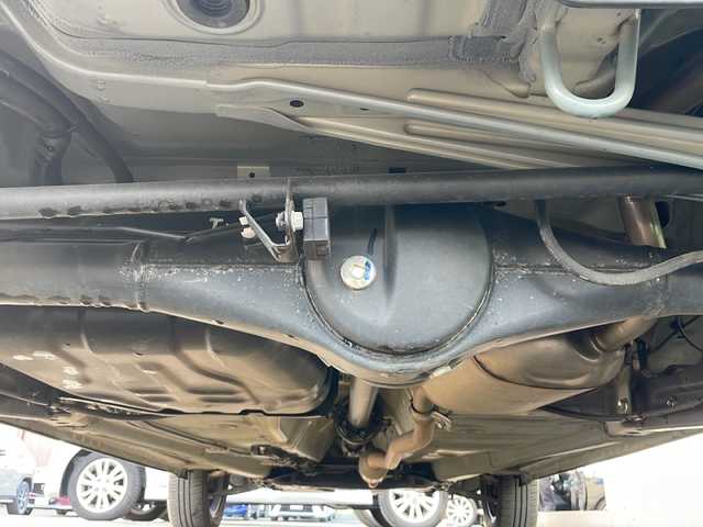 スズキ ハスラー Jスタイル Ⅱ ターボ 青森県 2023(令5)年 2.6万km オフブルーメタリック/ガンメタリック2トーンルーフ 4WD・ターボ/純正9インチナビ・フルセグTV/全方位モニター/CD・DVD・Bluetooth/前席シートヒーター/セーフティサポート/デュアルカメラブレーキサポート/アダプティブクルーズコントロール/ハイビームアシスト/車線逸脱抑制機能/リアパーキングセンサー/パドルシフト/ビルトインETC/シートバックテーブル/純正フロアマット/LEDヘッドライト/LEDフォグランプ/純正15インチアルミ/ルーフレール/プッシュスタート/スマートキー