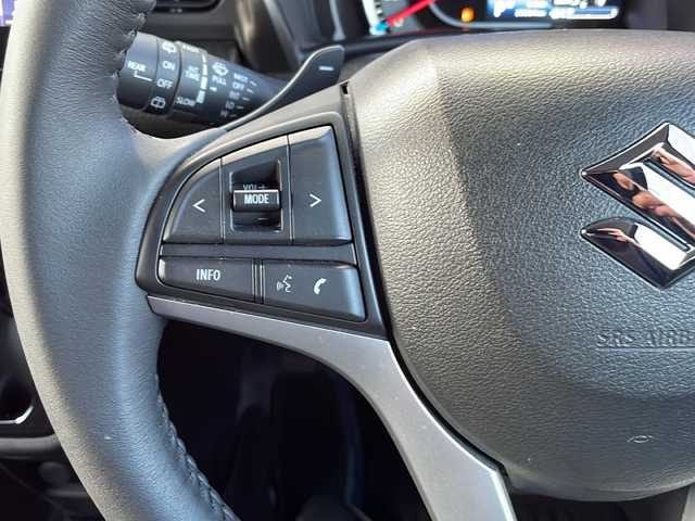 スズキ ハスラー Jスタイル Ⅱ ターボ 青森県 2023(令5)年 2.6万km オフブルーメタリック/ガンメタリック2トーンルーフ 4WD・ターボ/純正9インチナビ・フルセグTV/全方位モニター/CD・DVD・Bluetooth/前席シートヒーター/セーフティサポート/デュアルカメラブレーキサポート/アダプティブクルーズコントロール/ハイビームアシスト/車線逸脱抑制機能/リアパーキングセンサー/パドルシフト/ビルトインETC/シートバックテーブル/純正フロアマット/LEDヘッドライト/LEDフォグランプ/純正15インチアルミ/ルーフレール/プッシュスタート/スマートキー