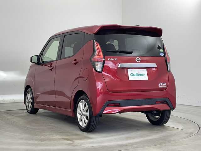 日産 デイズ HWS X プロパイロットED 兵庫県 2020(令2)年 4.2万km スパークリングレッドM ・純正ナビ/CD/TV/Bluetooth/SD/・アラウンドビューモニター/・ETC/・プロパイロット/・エマージェンシーブレーキ/・先行車発進お知らせ/・ヒルスタートアシスト/・車線逸脱防止支援システム/・前方衝突予測警報/・ふらつき警報/・標識検知機能/・先行車発進お知らせ/・カーテンエアバッグシステム/・クリアランスソナー/・レーダークルーズコントロール/・ハイビームアシスト/・ＬＥＤヘッドライト/・オートライト/・フォグランプ/・純正フロアマット/・アイドリングストップ/・インテリジェントキー/・プッシュスタート/・ステアリングスイッチ