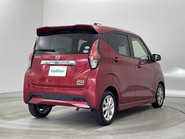 日産 デイズ HWS X プロパイロットED 兵庫県 2020(令2)年 4.2万km スパークリングレッドM ・純正ナビ/CD/TV/Bluetooth/SD/・アラウンドビューモニター/・ETC/・プロパイロット/・エマージェンシーブレーキ/・先行車発進お知らせ/・ヒルスタートアシスト/・車線逸脱防止支援システム/・前方衝突予測警報/・ふらつき警報/・標識検知機能/・先行車発進お知らせ/・カーテンエアバッグシステム/・クリアランスソナー/・レーダークルーズコントロール/・ハイビームアシスト/・ＬＥＤヘッドライト/・オートライト/・フォグランプ/・純正フロアマット/・アイドリングストップ/・インテリジェントキー/・プッシュスタート/・ステアリングスイッチ