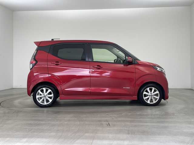 日産 デイズ HWS X プロパイロットED 兵庫県 2020(令2)年 4.2万km スパークリングレッドM ・純正ナビ/CD/TV/Bluetooth/SD/・アラウンドビューモニター/・ETC/・プロパイロット/・エマージェンシーブレーキ/・先行車発進お知らせ/・ヒルスタートアシスト/・車線逸脱防止支援システム/・前方衝突予測警報/・ふらつき警報/・標識検知機能/・先行車発進お知らせ/・カーテンエアバッグシステム/・クリアランスソナー/・レーダークルーズコントロール/・ハイビームアシスト/・ＬＥＤヘッドライト/・オートライト/・フォグランプ/・純正フロアマット/・アイドリングストップ/・インテリジェントキー/・プッシュスタート/・ステアリングスイッチ