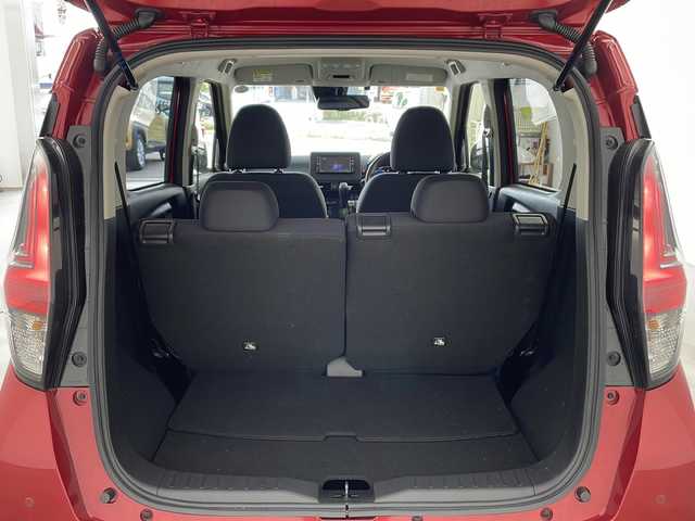 日産 デイズ HWS X プロパイロットED 兵庫県 2020(令2)年 4.2万km スパークリングレッドM ・純正ナビ/CD/TV/Bluetooth/SD/・アラウンドビューモニター/・ETC/・プロパイロット/・エマージェンシーブレーキ/・先行車発進お知らせ/・ヒルスタートアシスト/・車線逸脱防止支援システム/・前方衝突予測警報/・ふらつき警報/・標識検知機能/・先行車発進お知らせ/・カーテンエアバッグシステム/・クリアランスソナー/・レーダークルーズコントロール/・ハイビームアシスト/・ＬＥＤヘッドライト/・オートライト/・フォグランプ/・純正フロアマット/・アイドリングストップ/・インテリジェントキー/・プッシュスタート/・ステアリングスイッチ