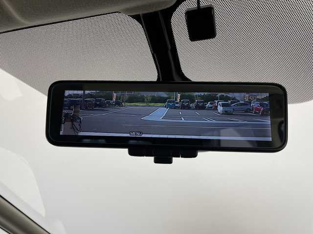 日産 セレナ ハイウェイスター V 愛知県 2022(令4)年 3.1万km マルーンレッド 2トーン プロパイロット/純正10型ナビ/フリップダウンモニター/全方位カメラ/両側パワースライドドア/クルーズコントロール/バックカメラ/ハンズフリースライドドア/コーナーセンサー/純正アルミホイール/LEDヘッドライト/インテリジェントミラー/リアオートエアコン/オートライト/ドライブレコーダー/ETC/衝突軽減システム/CD DVD/Bluetooth/ステアリングスイッチ/スマートキー/プッシュスタート