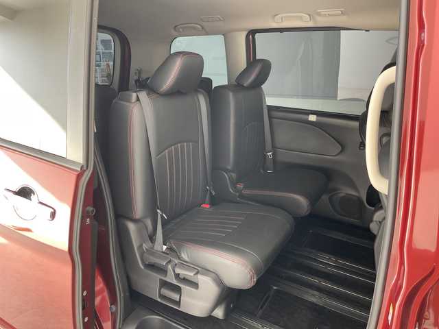 日産 セレナ ハイウェイスター V 愛知県 2022(令4)年 3.1万km マルーンレッド 2トーン プロパイロット/純正10型ナビ/フリップダウンモニター/全方位カメラ/両側パワースライドドア/クルーズコントロール/バックカメラ/ハンズフリースライドドア/コーナーセンサー/純正アルミホイール/LEDヘッドライト/インテリジェントミラー/リアオートエアコン/オートライト/ドライブレコーダー/ETC/衝突軽減システム/CD DVD/Bluetooth/ステアリングスイッチ/スマートキー/プッシュスタート