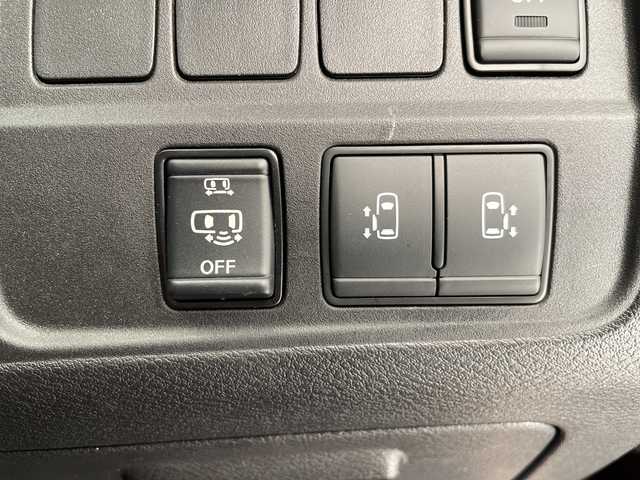 日産 セレナ ハイウェイスター V 愛知県 2022(令4)年 3.1万km マルーンレッド 2トーン プロパイロット/純正10型ナビ/フリップダウンモニター/全方位カメラ/両側パワースライドドア/クルーズコントロール/バックカメラ/ハンズフリースライドドア/コーナーセンサー/純正アルミホイール/LEDヘッドライト/インテリジェントミラー/リアオートエアコン/オートライト/ドライブレコーダー/ETC/衝突軽減システム/CD DVD/Bluetooth/ステアリングスイッチ/スマートキー/プッシュスタート