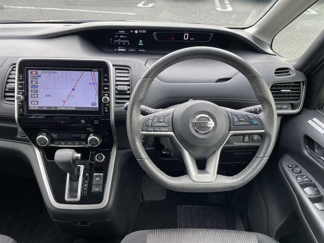 日産 セレナ ハイウェイスターVセレクションⅡ 宮崎県 2018(平30)年 5万km カシミヤグレージュ 2トーン ワンオーナー/プロパイロット/プッシュスタート/純正ナビ/（CD・DVD・フルセグTV・BTオーディオ・SD）/アラウンドビューモニター/ETC/ドライブレコーダー/純正16インチAW/両側パワースライドドア/LEDヘッドライト/オートライト/フォグライト/前後コーナーセンサー/横滑り防止装置/ウィンカーミラー/純正フロアマット/純正ドアバイザー/新車保証書/取扱説明書/スマートスペアキー×1本