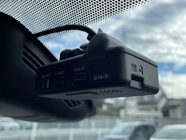 日産 セレナ ハイウェイスターVセレクションⅡ 宮崎県 2018(平30)年 5万km カシミヤグレージュ 2トーン ワンオーナー/プロパイロット/プッシュスタート/純正ナビ/（CD・DVD・フルセグTV・BTオーディオ・SD）/アラウンドビューモニター/ETC/ドライブレコーダー/純正16インチAW/両側パワースライドドア/LEDヘッドライト/オートライト/フォグライト/前後コーナーセンサー/横滑り防止装置/ウィンカーミラー/純正フロアマット/純正ドアバイザー/新車保証書/取扱説明書/スマートスペアキー×1本