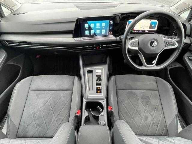 フォルクスワーゲン ゴルフ Ｒ 埼玉県 2018(平30)年 5.4万km パール ワンオーナー /黒革シート /ディスカバープロナビ /バックカメラ /カープレイ /フルセグTV /ACC /シートヒーター /パワーシート /ドライブレコーダー /LEDヘッドライト /ETC