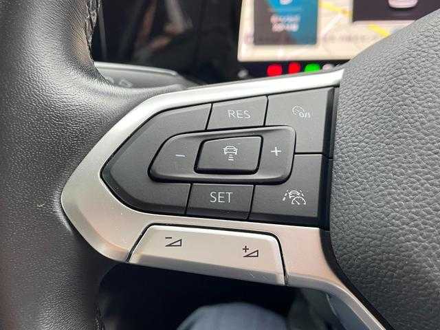 フォルクスワーゲン ゴルフ Ｒ 埼玉県 2018(平30)年 5.4万km パール ワンオーナー /黒革シート /ディスカバープロナビ /バックカメラ /カープレイ /フルセグTV /ACC /シートヒーター /パワーシート /ドライブレコーダー /LEDヘッドライト /ETC