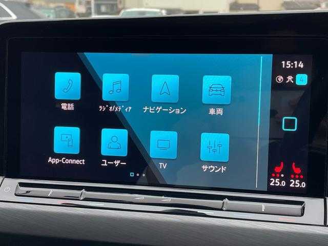 フォルクスワーゲン ゴルフ Ｒ 埼玉県 2018(平30)年 5.4万km パール ワンオーナー /黒革シート /ディスカバープロナビ /バックカメラ /カープレイ /フルセグTV /ACC /シートヒーター /パワーシート /ドライブレコーダー /LEDヘッドライト /ETC