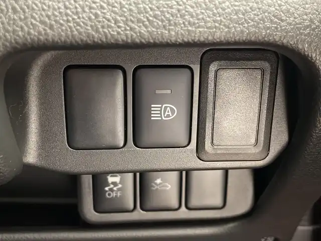 日産 デイズ ハイウェイスターG ターボ 三重県 2018(平30)年 4.5万km スカーレット /純正ナビ/・フルセグ・Bluetooth・CD・DVD・SD・iPod//アラウンドビューモニター//クルーズコントロール//エマージェンシーブレーキ//ETC//オートハイビーム//オートライト//アイドリングストップ//純正15インチアルミホイール//スマートキー×2