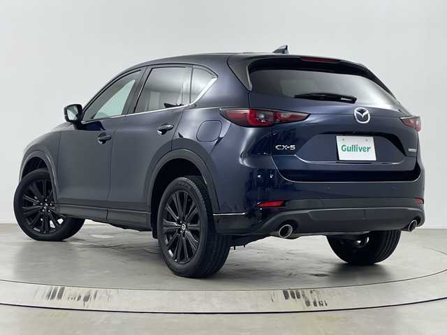 マツダ ＣＸ－５ XD スポーツアピアランス 埼玉県 2022(令4)年 4.7万km ディープクリスタルブルーマイカ 純正10.25インチナビ/(Bluetooth/USB/AM/FM)/地デジフルセグ/全方位カメラ/前後ドライブレコーダー/ETC/アダプティブクルーズコントロール/車線逸脱警報/衝突軽減ブレーキ/クリアランスソナー/アイドリングストップ/パワーバックドア/パドルシフト/運転席・助手席シートヒーター/ステアリングヒーター/置くだけ充電/電子パーキングシステム/オートブレーキホールド/フロント＆リアバンパーガーニッシュ/クラッディング／ボディロアガーニッシュ/プッシュスタート/ステアリングリモコン/純正フロアマット/純正19インチアルミホイール
