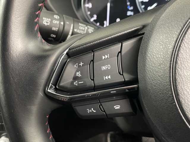 マツダ ＣＸ－５ XD スポーツアピアランス 埼玉県 2022(令4)年 4.7万km ディープクリスタルブルーマイカ 純正10.25インチナビ/(Bluetooth/USB/AM/FM)/地デジフルセグ/全方位カメラ/前後ドライブレコーダー/ETC/アダプティブクルーズコントロール/車線逸脱警報/衝突軽減ブレーキ/クリアランスソナー/アイドリングストップ/パワーバックドア/パドルシフト/運転席・助手席シートヒーター/ステアリングヒーター/置くだけ充電/電子パーキングシステム/オートブレーキホールド/フロント＆リアバンパーガーニッシュ/クラッディング／ボディロアガーニッシュ/プッシュスタート/ステアリングリモコン/純正フロアマット/純正19インチアルミホイール