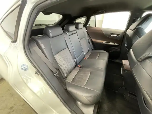 トヨタ ハリアー G 岐阜県 2020(令2)年 5.1万km ホワイトパールクリスタルシャイン 純正ナビ（フルセグ・Ｂｌｕｅｔｏｏｔｈ・ＵＳＢ）　/トヨタセーフティセンス　/純正デジタルインナーミラー　/バックカメラ　/ビルトインETC2.0 /ハーフレザーシート　/クリアランスソナー　/LEDヘッドライト/純正18インチアルミホイール/取扱説明書/ナビ取扱説明書