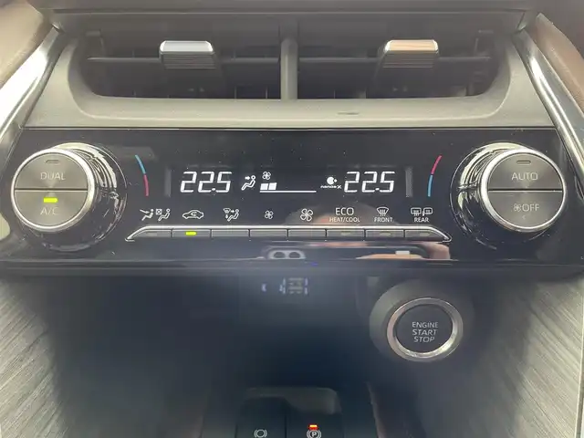 トヨタ ハリアー G 岐阜県 2020(令2)年 5.1万km ホワイトパールクリスタルシャイン 純正ナビ（フルセグ・Ｂｌｕｅｔｏｏｔｈ・ＵＳＢ）　/トヨタセーフティセンス　/純正デジタルインナーミラー　/バックカメラ　/ビルトインETC2.0 /ハーフレザーシート　/クリアランスソナー　/LEDヘッドライト/純正18インチアルミホイール/取扱説明書/ナビ取扱説明書