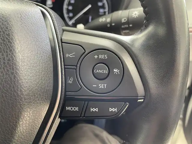 トヨタ ハリアー G 岐阜県 2020(令2)年 5.1万km ホワイトパールクリスタルシャイン 純正ナビ（フルセグ・Ｂｌｕｅｔｏｏｔｈ・ＵＳＢ）　/トヨタセーフティセンス　/純正デジタルインナーミラー　/バックカメラ　/ビルトインETC2.0 /ハーフレザーシート　/クリアランスソナー　/LEDヘッドライト/純正18インチアルミホイール/取扱説明書/ナビ取扱説明書