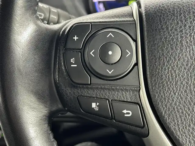 トヨタ エスクァイア ハイブリッド Gi 佐賀県 2019(令1)年 3.4万km ブラック ディーラー純正ワイドナビ/フルセグTV/Bluetooth/FM/AM/バックカメラ/合皮シート/シートヒーター/Wオートエアコン/両側パワースライドドア/ビルトインETC/コーナーセンサー/メーカーオプションサウンドスピーカー/革巻きステアリング/トヨタセーフティセンス/PCS・２DA/オートマチックハイビーム/クルーズコントロール