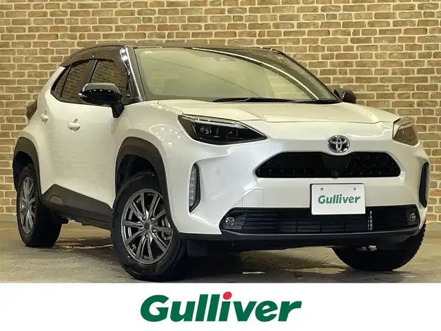 トヨタ ヤリスクロス ハイブリッド Z 岩手県 2021(令3)年 1.6万km ブラックマイカ/ホワイトパールクリスタルシャイン 2トーン ４WD/寒冷地仕様/アドバンストパーク/パノラミックビューモニター/ダウンヒルアシストコントロール/運転席パワーシート/前席シートヒーター/トヨタセーフティセンス/プリクラッシュセーフティ/レーダークルーズコントロール/レーントレーシングアシスト/ロードサインアシスト/オートマチックハイビーム/ブラインドスポットモニター/リヤクロストラフィックアラート/ブレーキホールド/横滑り防止装置/純正ディスプレイオーディオ/AppleCarPlay・AndroidAuto/ドライブレコーダー/ETC/ワイパーデアイサー/PTCヒーター/ヘッドライトレベライザー/LEDヘッドランプ/１６インチアルミホイール