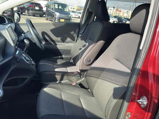 トヨタ シエンタ ハイブリッド ファンベースG セーフティED 岐阜県 2021(令3)年 3.9万km センシュアルレッドマイカ 登録時走行距離：38455km/純正ナビ（NSZT-W68T）/フルセグテレビ・Bluetooth・CD/パノラミックビューモニター/両側パワースライドドア/ビルトインETC/シートヒーター/エアシート/ステアリングヒーター/トヨタセーフティーセンス/クルーズコントロール/レーンキープアシスト/前後コーナーセンサー/LEDヘッドライト/オートライト/オートマチックハイビーム/フォグライト/サマータイヤ車載/プッシュスタート/スマートキー/ドアバイザー