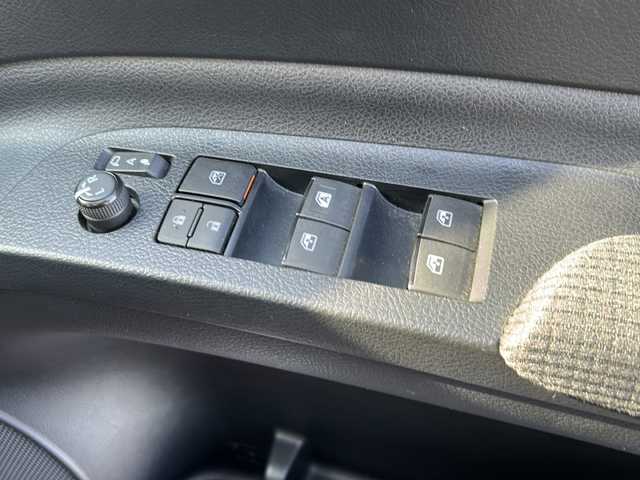 トヨタ シエンタ ハイブリッド ファンベースG セーフティED 岐阜県 2021(令3)年 3.9万km センシュアルレッドマイカ 登録時走行距離：38455km/純正ナビ（NSZT-W68T）/フルセグテレビ・Bluetooth・CD/パノラミックビューモニター/両側パワースライドドア/ビルトインETC/シートヒーター/エアシート/ステアリングヒーター/トヨタセーフティーセンス/クルーズコントロール/レーンキープアシスト/前後コーナーセンサー/LEDヘッドライト/オートライト/オートマチックハイビーム/フォグライト/サマータイヤ車載/プッシュスタート/スマートキー/ドアバイザー