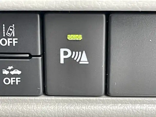 スズキ エブリイ PA リミテッド 東京都 2025(令7)年 0.1千km 緑 禁煙車/FM/AM/スズキセーフティーサポート/・衝突被害軽減ブレーキ/・後退時抑制ブレーキ/・車線逸脱警報/デュアルカメラサポート/ヘッドライトレベライザー/リアパーキングセンサー/レーンキープアシスト/USBソケット×２/キーレス