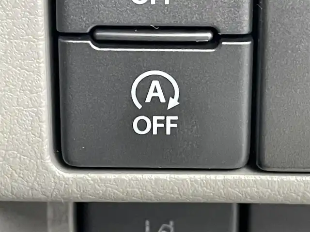 スズキ エブリイ PA リミテッド 東京都 2025(令7)年 0.1千km 緑 禁煙車/FM/AM/スズキセーフティーサポート/・衝突被害軽減ブレーキ/・後退時抑制ブレーキ/・車線逸脱警報/デュアルカメラサポート/ヘッドライトレベライザー/リアパーキングセンサー/レーンキープアシスト/USBソケット×２/キーレス