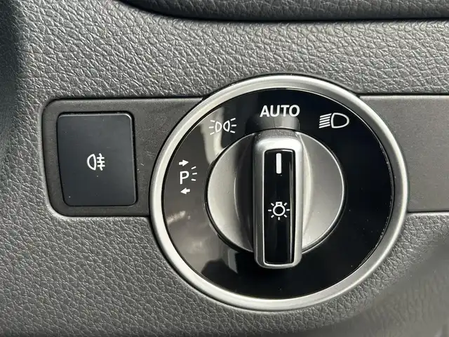 メルセデス・ベンツ ＣＬＡ４５ 道南・函館 2014(平26)年 3.8万km カルサイトホワイト /純正ナビ//フルセグＴＶ//バックカメラ//シートヒーター//パワーバックドア//パワーシート//コーナーセンサー//レーダークルーズコントロール//レーンキープアシスト//ブラインドスポットモニター//アイドリングストップ//ＥＴＣ