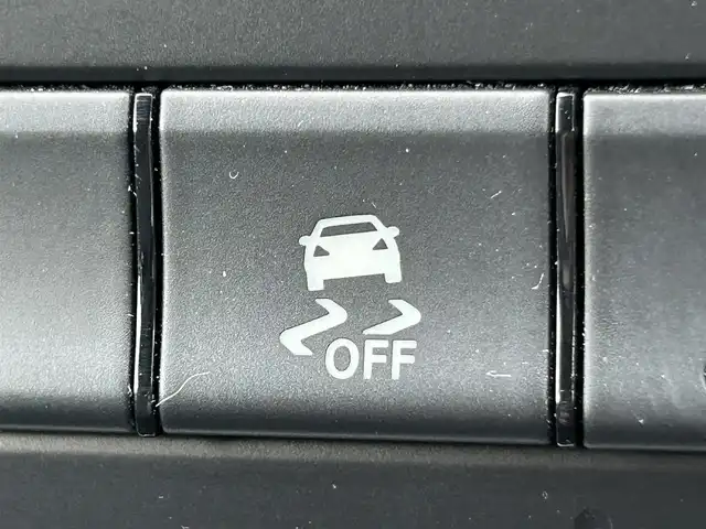 メルセデス・ベンツ ＣＬＡ４５ 道南・函館 2014(平26)年 3.8万km カルサイトホワイト /純正ナビ//フルセグＴＶ//バックカメラ//シートヒーター//パワーバックドア//パワーシート//コーナーセンサー//レーダークルーズコントロール//レーンキープアシスト//ブラインドスポットモニター//アイドリングストップ//ＥＴＣ