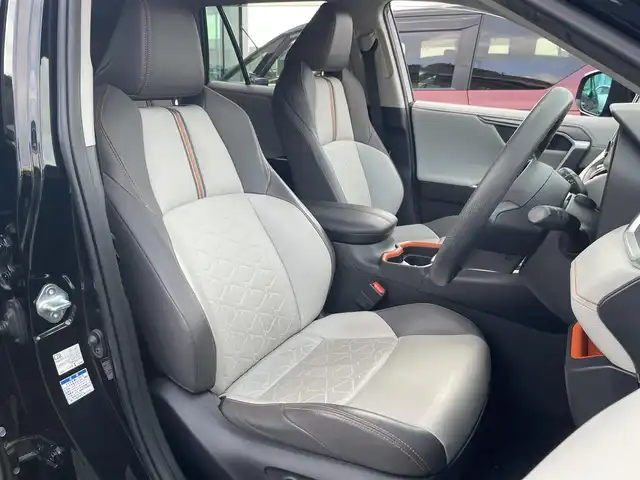 トヨタ ＲＡＶ４ アドベンチャー 島根県 2019(令1)年 6万km アティチュードブラックマイカ トヨタセーフティセンス/純正9インチナビ/CD/DVD/DTV/Bluetooth/バックカメラ/パワーバックドア /レーダークルーズコントロール/ステアリングスイッチ/合皮シート/パワーシート/LEDオートライト/オートマチックハイビーム /ドライブレコーダー /ビルトインETC/スマートキー/プッシュスタート /純正フロアマット/純正ドアバイザー