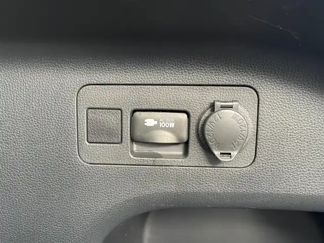 トヨタ ＲＡＶ４ アドベンチャー 島根県 2019(令1)年 6万km アティチュードブラックマイカ トヨタセーフティセンス/純正9インチナビ/CD/DVD/DTV/Bluetooth/バックカメラ/パワーバックドア /レーダークルーズコントロール/ステアリングスイッチ/合皮シート/パワーシート/LEDオートライト/オートマチックハイビーム /ドライブレコーダー /ビルトインETC/スマートキー/プッシュスタート /純正フロアマット/純正ドアバイザー