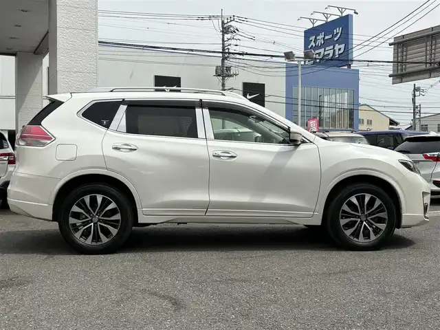 日産 エクストレイル モード・プレミア オーテック30th 埼玉県 2016(平28)年 6.6万km ブリリアントホワイトパール AIS検査済み/特別仕様車/モードプレミア・オーテック/　30thアニバーサリー/メーカーOPナビゲーション/メーカーOP後席モニター/エマージェンシーブレーキ/黒レザーシート/シートヒーター /純正18インチアルミホイール/ミラーヒーテッド/FRコーナーセンサー /スリップコントロール/フロアマット/ドアバイザー/FRドラレコ/ETC/LEDヘッドライト/スマートキー/プッシュスタート /新車保証書/取扱説明書