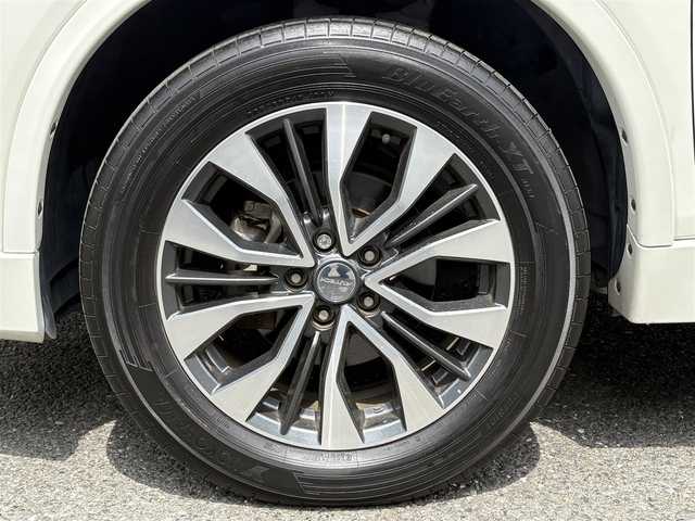 日産 エクストレイル モード・プレミア オーテック30th 埼玉県 2016(平28)年 6.6万km ブリリアントホワイトパール AIS検査済み/特別仕様車/モードプレミア・オーテック/　30thアニバーサリー/メーカーOPナビゲーション/メーカーOP後席モニター/エマージェンシーブレーキ/黒レザーシート/シートヒーター /純正18インチアルミホイール/ミラーヒーテッド/FRコーナーセンサー /スリップコントロール/フロアマット/ドアバイザー/FRドラレコ/ETC/LEDヘッドライト/スマートキー/プッシュスタート /新車保証書/取扱説明書