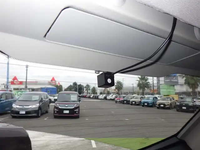 日産 エクストレイル モード・プレミア オーテック30th 千葉県 2016(平28)年 6.7万km ブリリアントホワイトパール エマージェンシーブレーキ/ブラックレザーシート/前席シートヒーター/純正SDナビ/地デジTV/【BD/DVD/CD再生機能　Bluetooth接続】/バックカメラ/フリップダウンモニター/ドライブレコーダー（前後撮影）/革巻きステアリング/ステアリングスイッチ/ETC/LEDヘッドライト/フォグライト/ウインカーミラー/コーナーセンサー/純正18インチアルミホイル/インテリジェントキー