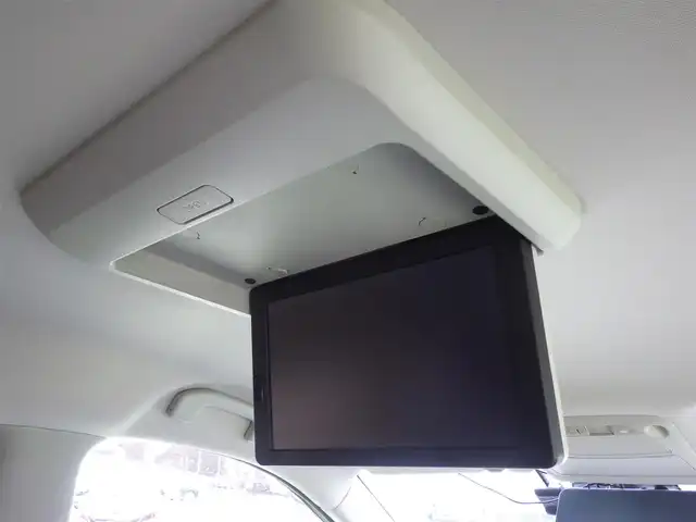 日産 エクストレイル モード・プレミア オーテック30th 千葉県 2016(平28)年 6.7万km ブリリアントホワイトパール エマージェンシーブレーキ/ブラックレザーシート/前席シートヒーター/純正SDナビ/地デジTV/【BD/DVD/CD再生機能　Bluetooth接続】/バックカメラ/フリップダウンモニター/ドライブレコーダー（前後撮影）/革巻きステアリング/ステアリングスイッチ/ETC/LEDヘッドライト/フォグライト/ウインカーミラー/コーナーセンサー/純正18インチアルミホイル/インテリジェントキー